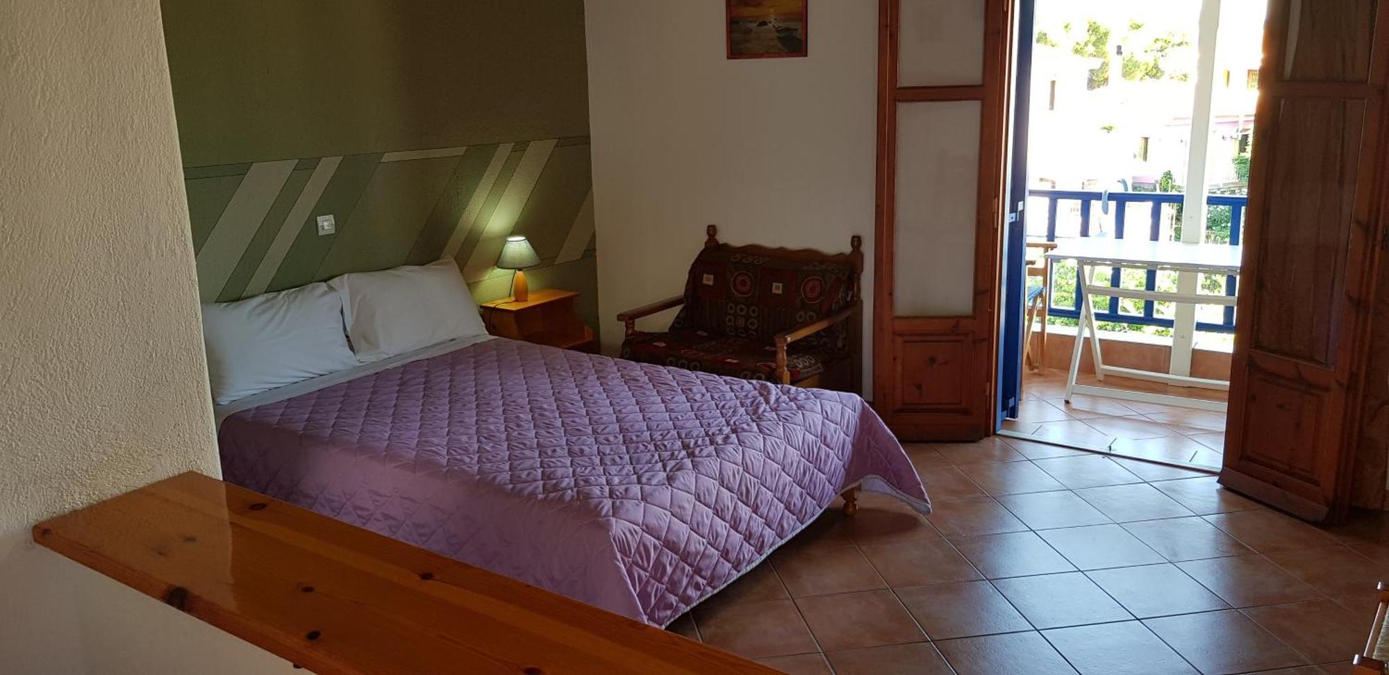Fantasia House Alonnisos Town Room photo